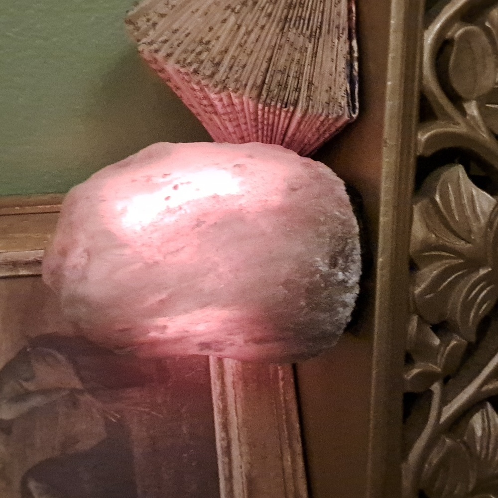Gray salt lamp